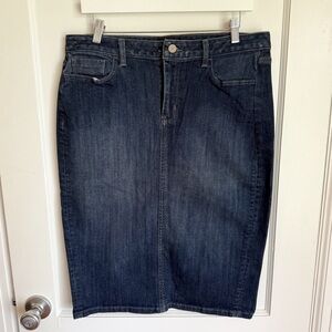 Lane Bryant Medium Wash Pencil Denim Skirt